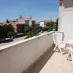 Apartman With Parking Space - 7656 Rovinj