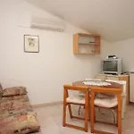 Apartments With Parking Space Rovinj - 7656 Ρόβινι