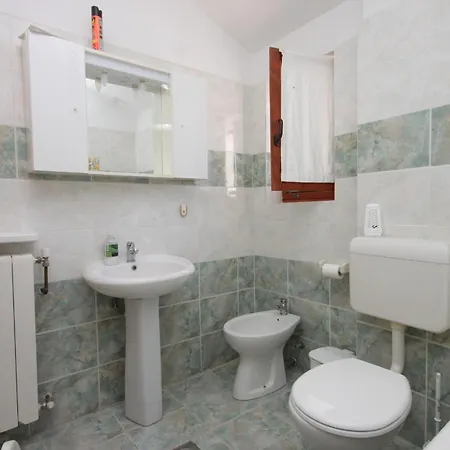 With A Parking Space - 7656 Apartman *