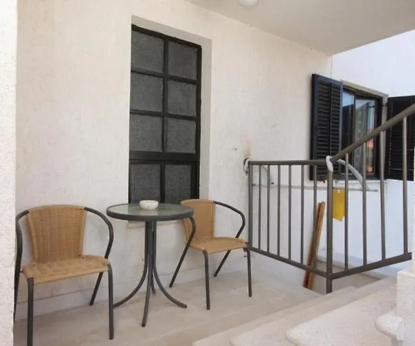 With Parking Space - 7656 Appartement