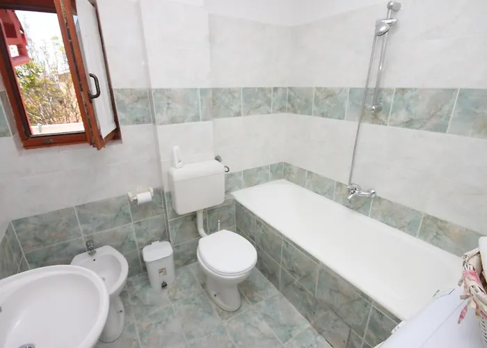 With Parking Space - 7656 Appartement *