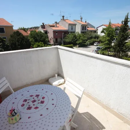 With Parking Space - 7656 Apartamento Rovinj