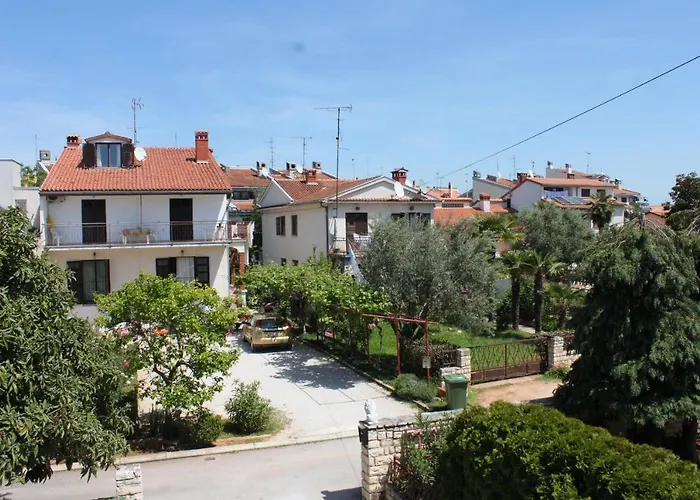 With Parking Space - 7656 Rovinj